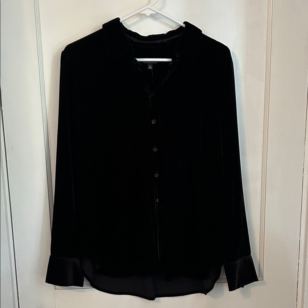 Talbots Black Velvet Top medium new